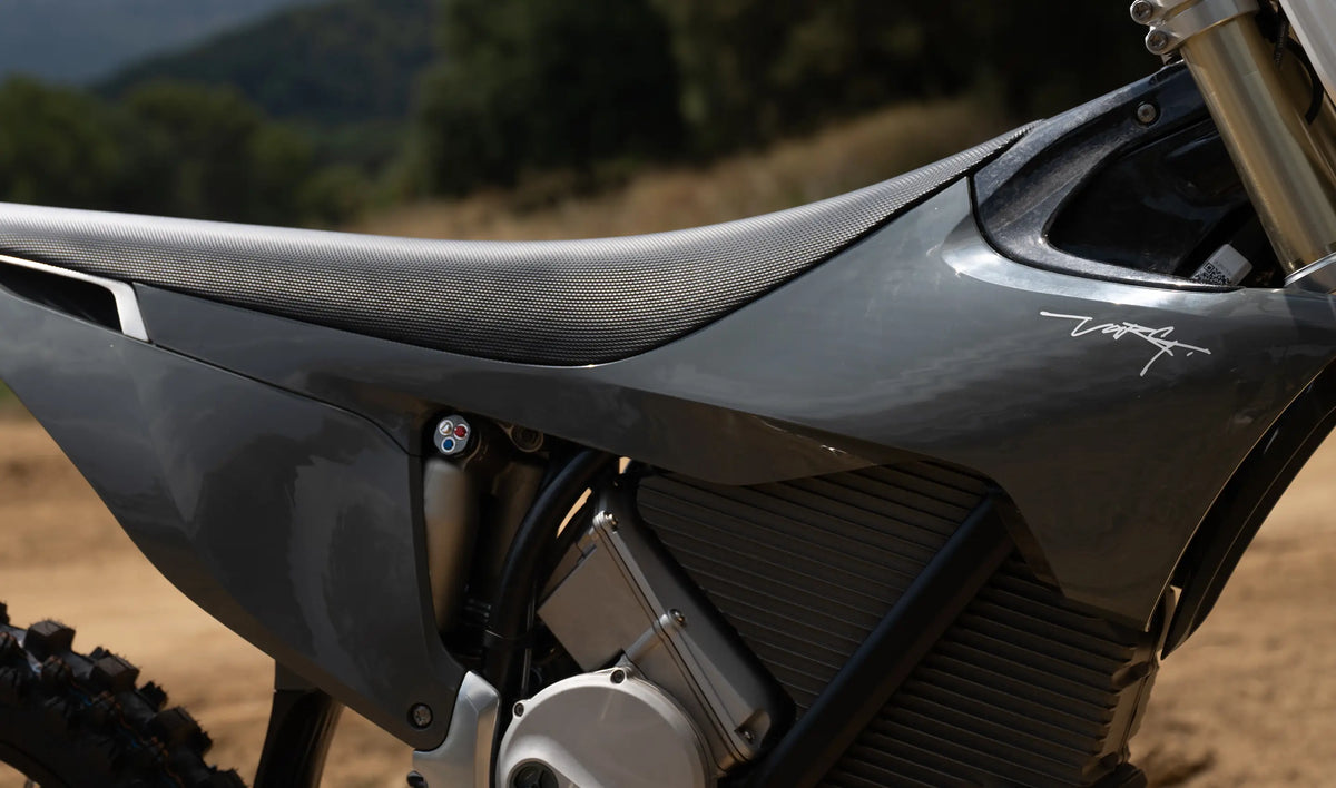 Stark VARG MX 1.2 – Forest Grey (šedá)