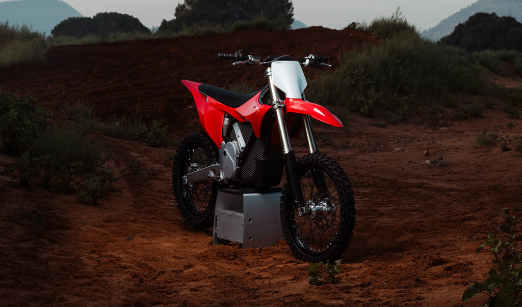 Stark VARG MX 1.2 – Stark Red (červená)