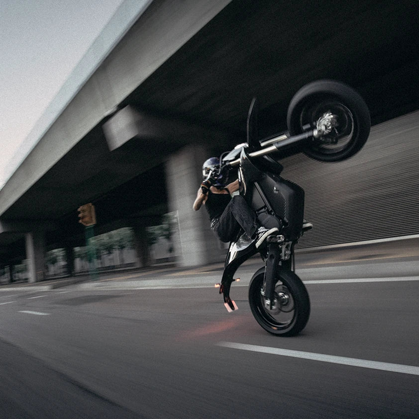 Stark VARG SM SKÖLL – wheelie